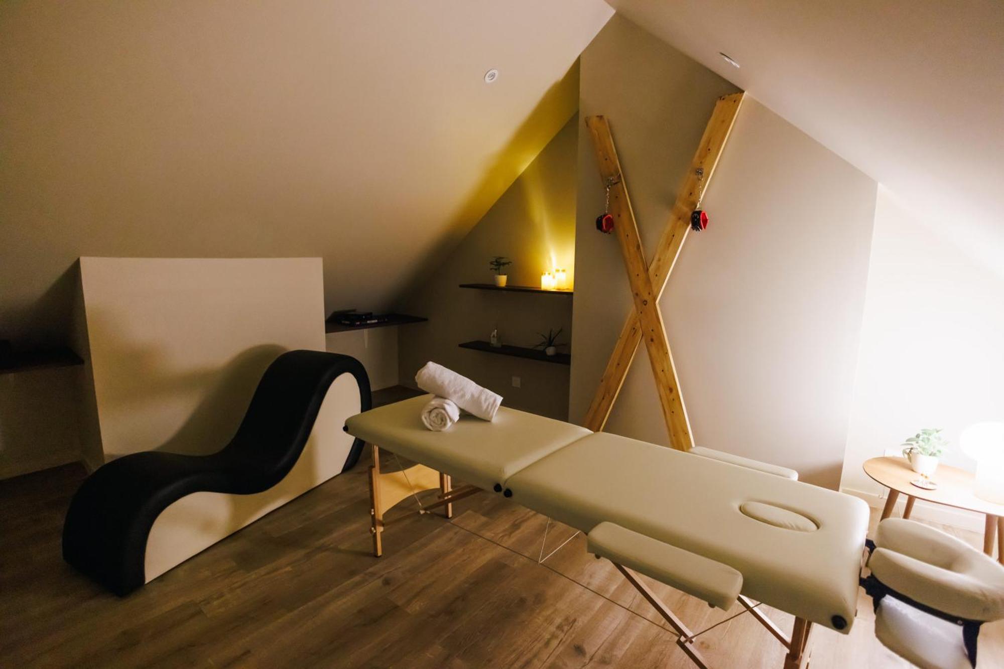 Eden Room - Luxe, Balneo & Sauna Le Mans Kültér fotó
