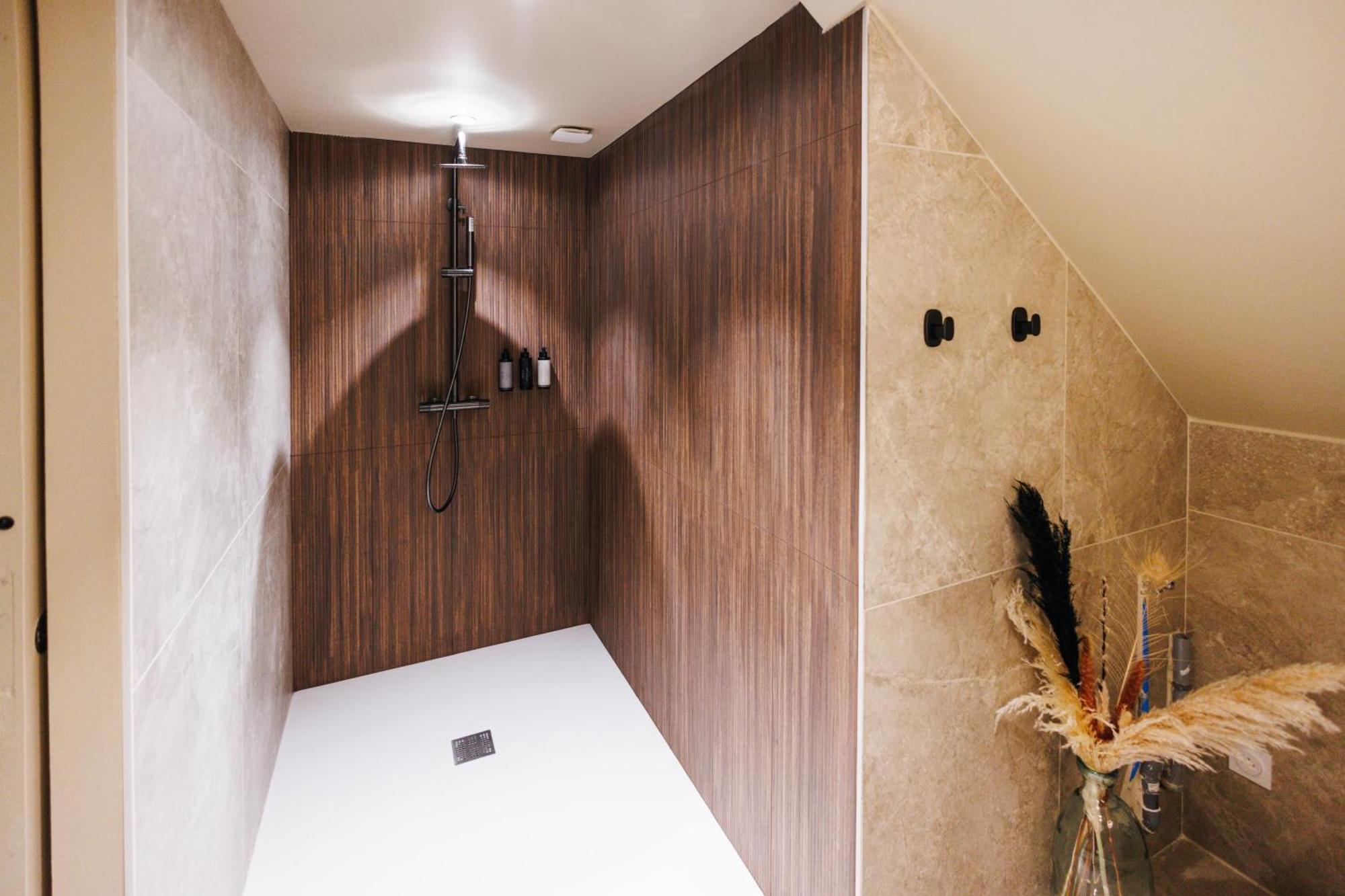 Eden Room - Luxe, Balneo & Sauna Le Mans Kültér fotó