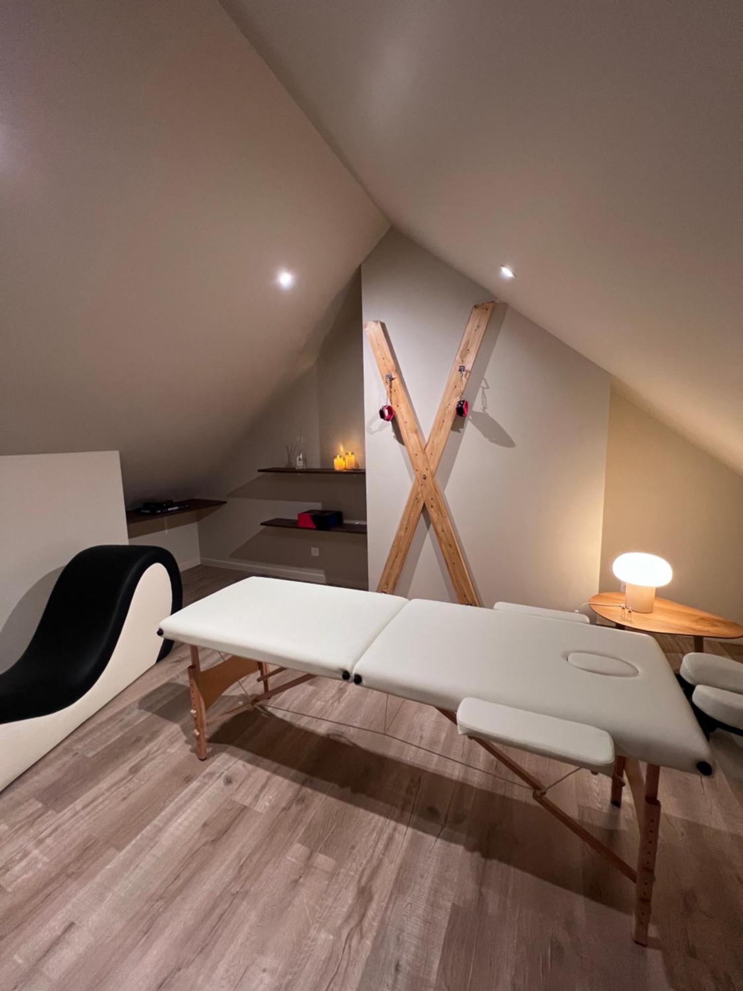 Eden Room - Luxe, Balneo & Sauna Le Mans Kültér fotó